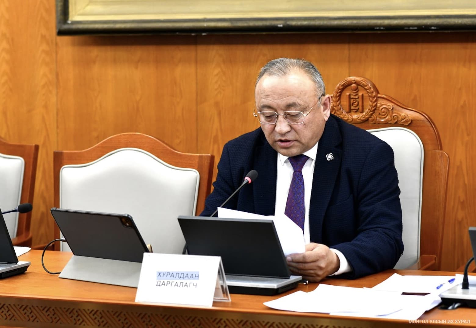 БОХХААБХ:Байгаль орчинд нөлөөлөх байдлын үнэлгээний тухай хуульд нэмэлт, өөрчлөлт оруулах тухай хуулийн төслийн анхны хэлэлцүүлгийг хийлээ