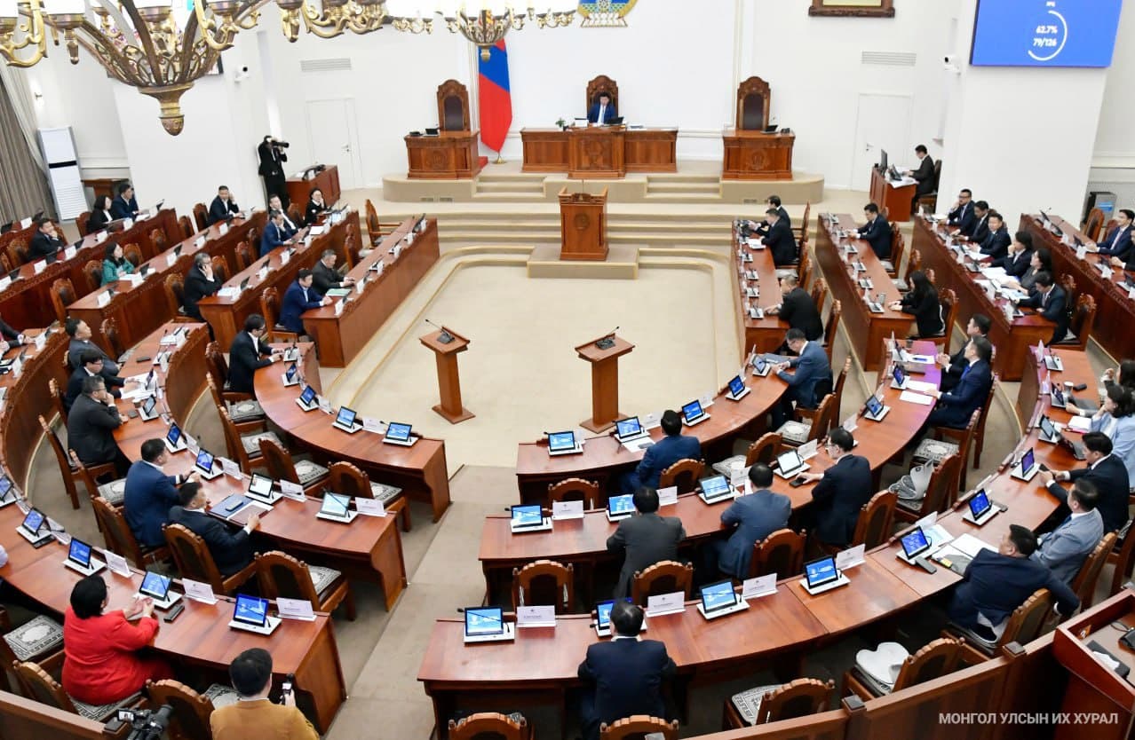 УИХ ирэх долоо хоногт татвар, уул уурхай, нийслэлийн төсөвтэй холбоотой томоохон хуулийн төслүүдийг хэлэлцэнэ