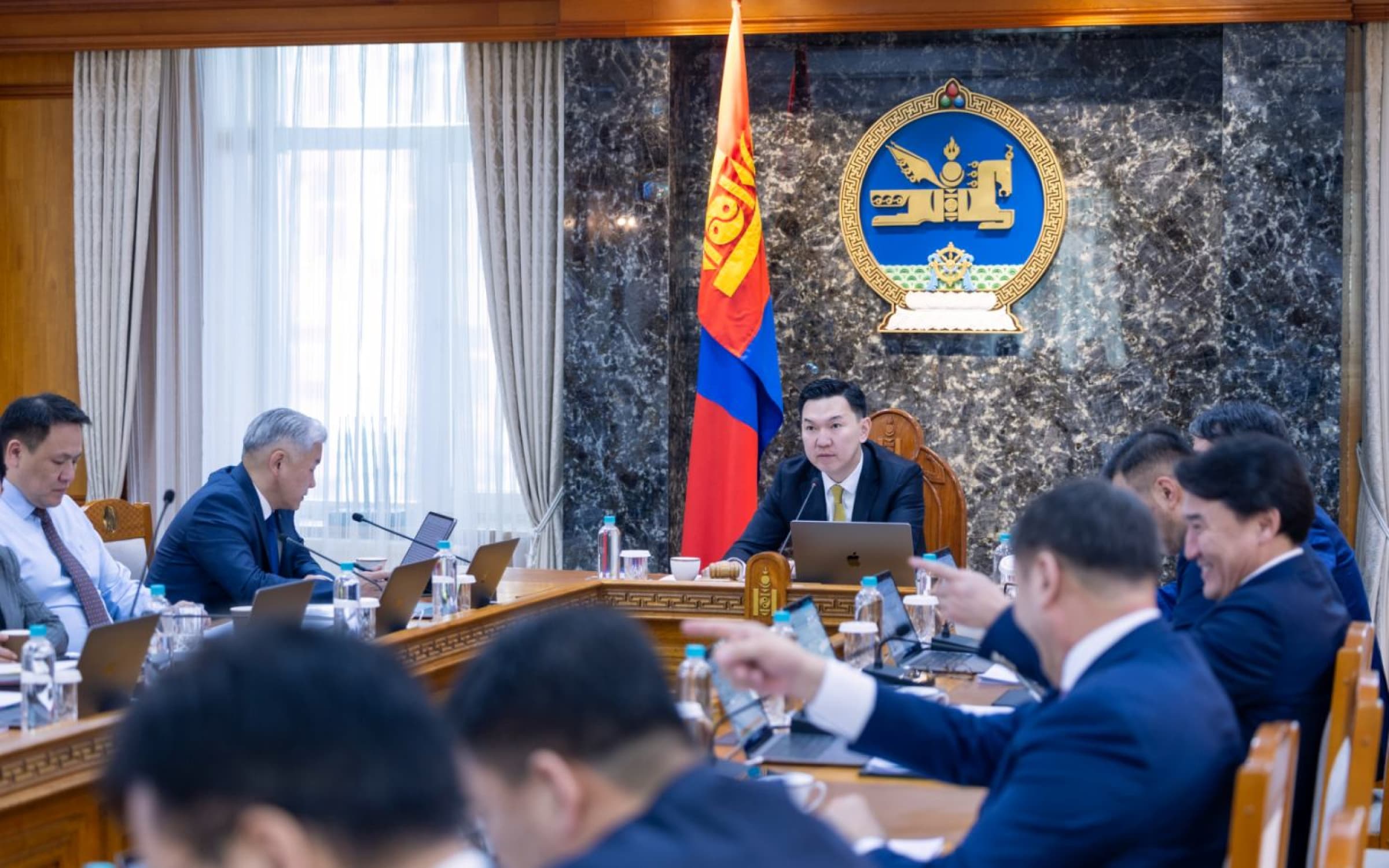 Үндэсний баялгийн сангаар дамжуулан иргэдийн хүртэх өгөөжийг нэмэгдүүлэх ажлыг шуурхай зохион байгуулахыг үүрэг болголоо