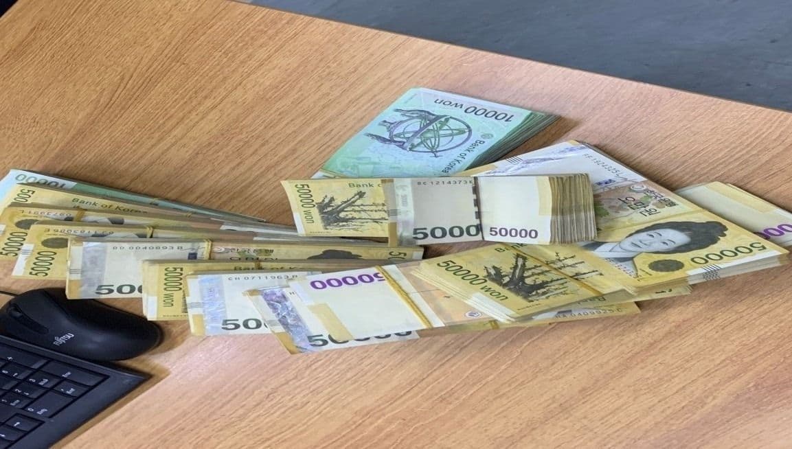 Ж.Г-ийн нуун далдалсан 700,000 ам.долларыг улсын орлого болгожээ