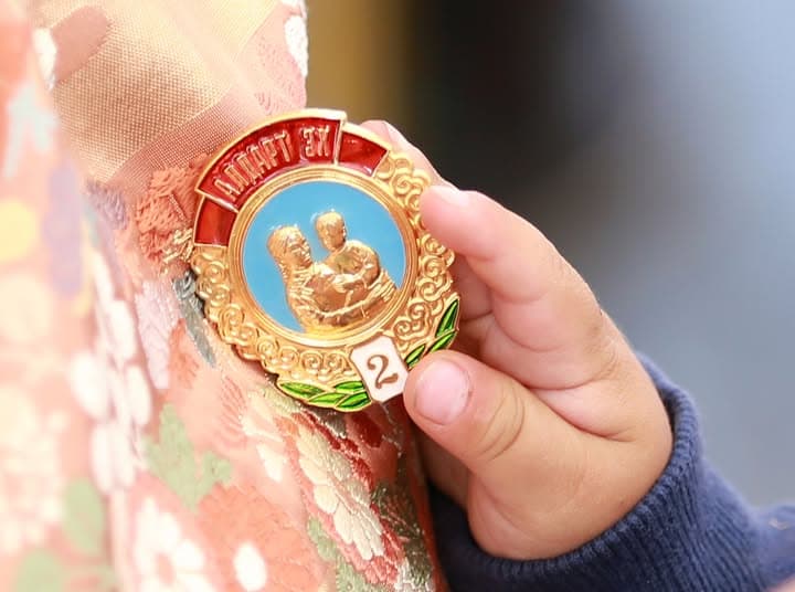 Алдарт эхийн одонтой эхчүүдийн мөнгийг нэмэгдүүлж олгох боллоо