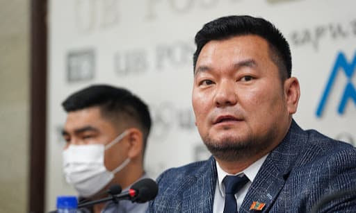 Гэр бүлийн хүчирхийлэл үйлдсэн гэх НИТХ-ын төлөөлөгч Б.Эрдэнэсүхийн хэргийг шүүхэд шилжүүлжээ