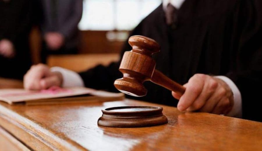 Хүүхдүүдийг зодож, доромжилсон давтлагын багшийг гэм буруутайд тооцов