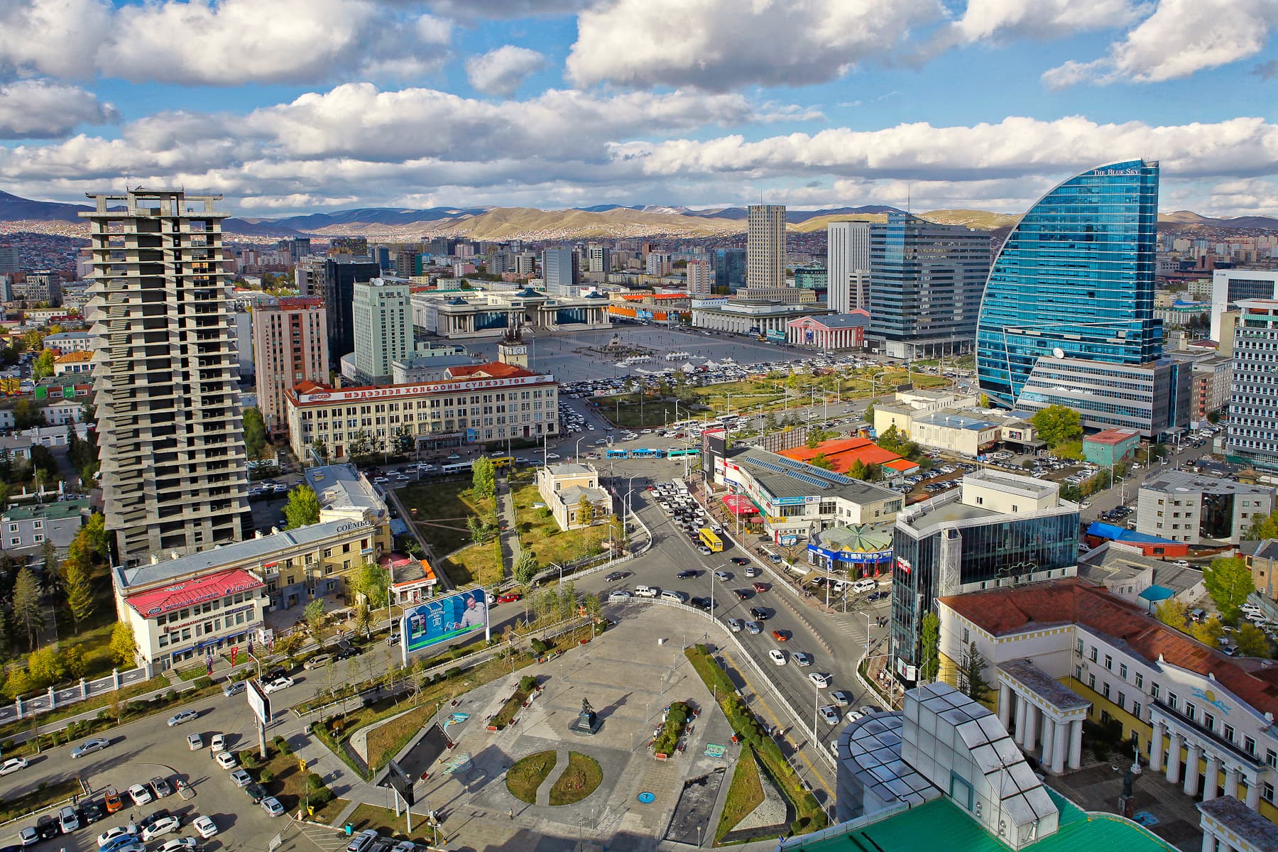 Улаанбаатар хотод бороо орохгүй +20 хэм